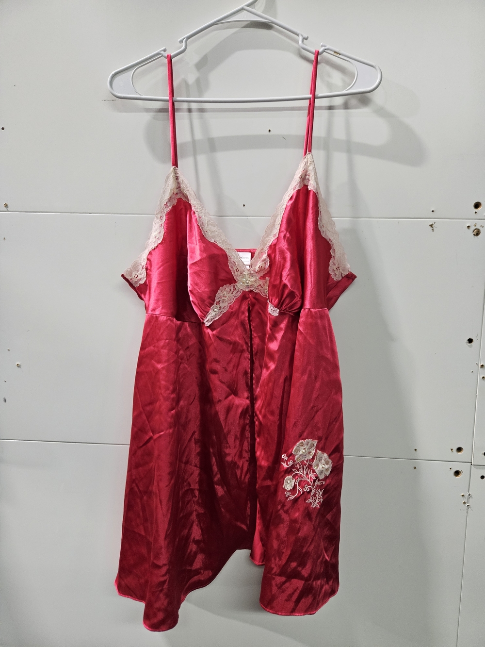 Secret Treasures Women's Red Satin Slip Tank Top with Cream Lace Size 2XL